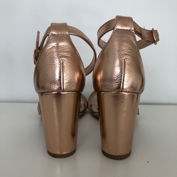 Rose gold high heel sandals - Picture 3 of 9